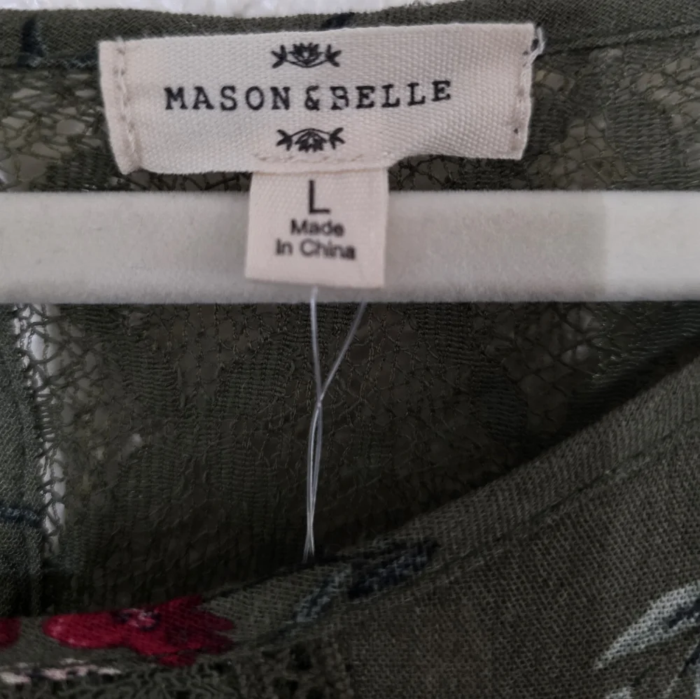 Mason & Belle Floral Embroidered Green Blouse - Picture 2 of 9